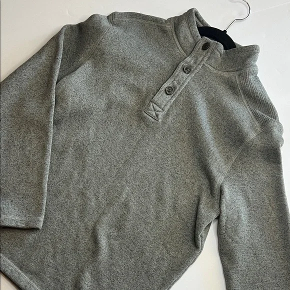 G.H. Bass & Co. Gray Crewneck Sweater - Picture 6 of 7